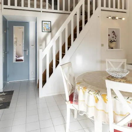 Les Ondines 2- 33- Maison Mezzanine- 6 Pers بيت للعطل *
